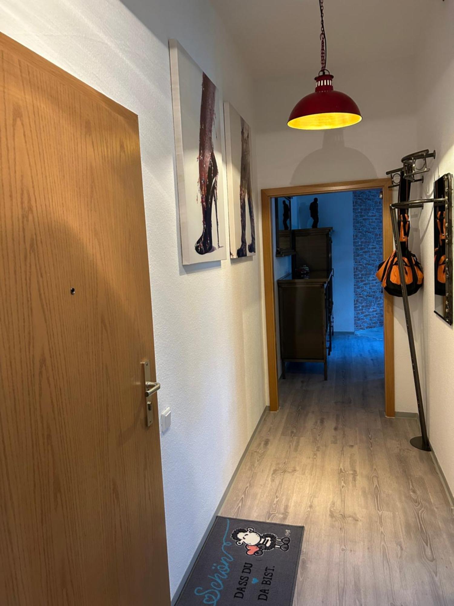 Ruhige Wohnung Im Fabrikstil In Кемниц Екстериор снимка